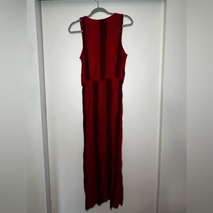 Red and black lightweight maxi